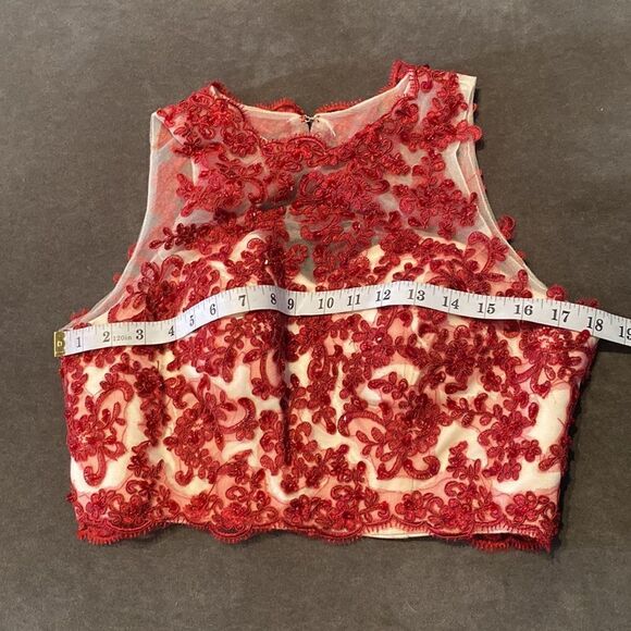 Women’s 2 Piece Prom Party Dress Halter Neck with Red Flower Detail Size 6 - Picture 10 of 11